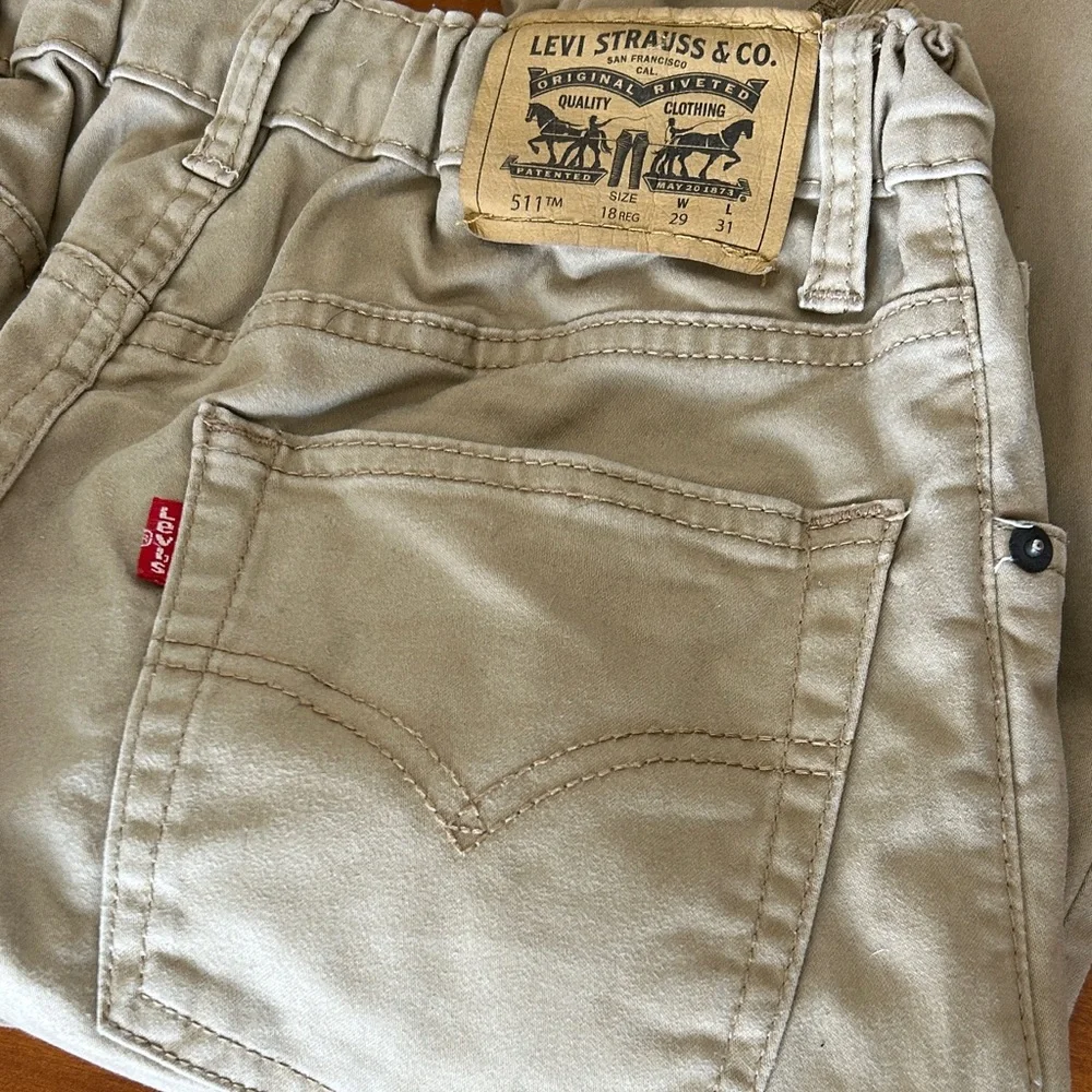 Levi's 511 Slim Boys Beige/Tan uniform pants Size 18